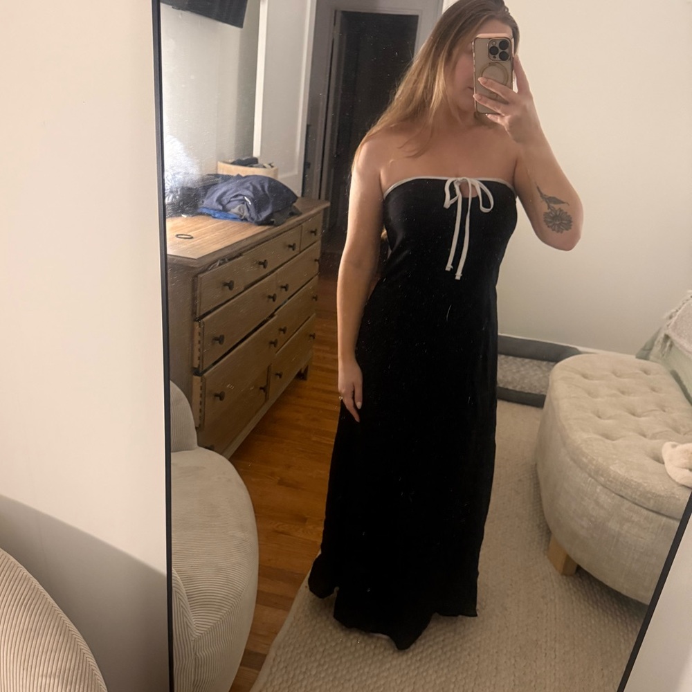 Showpo Black and White Strapless Tie Front Dress Maxi - Picture 4 of 6